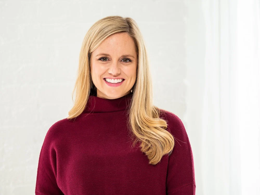 Dr. Dayna Cassandra Picture 8