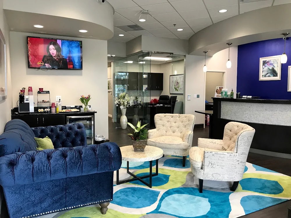 Amara Dental - Wall Picture 2