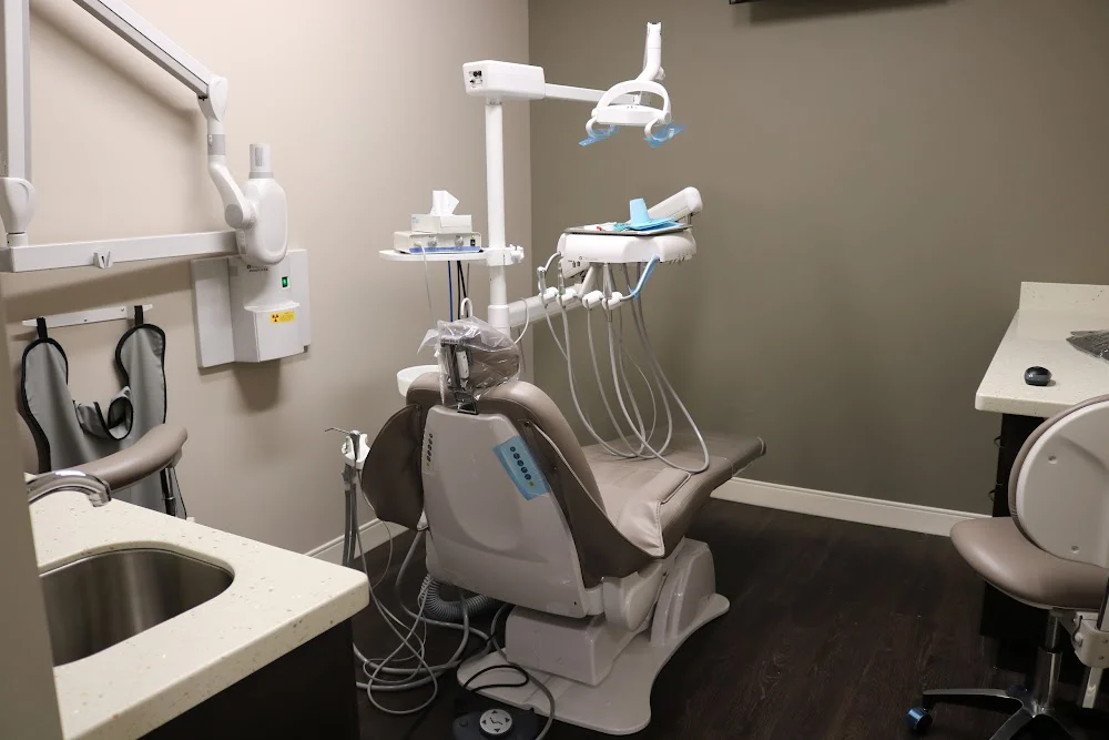 Amara Dental - Wall Picture 3