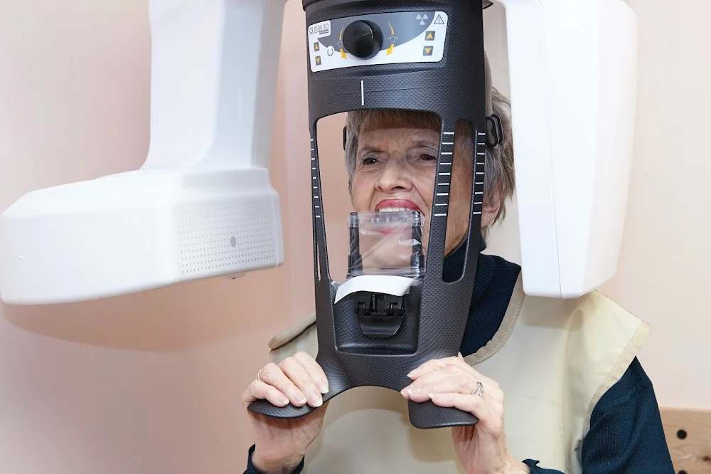 Montclair Perio & Implant Specialists: Anne Hartnett, DDS Picture 7