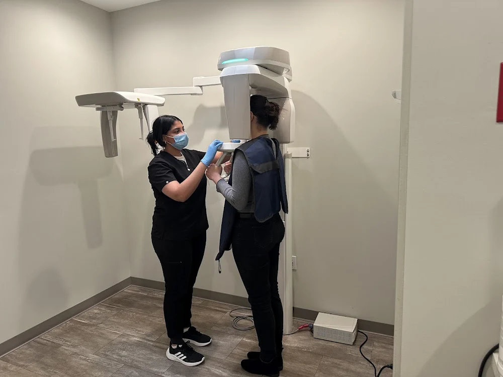 Diamond Braces Orthodontist: Braces & Invisalign Picture 6