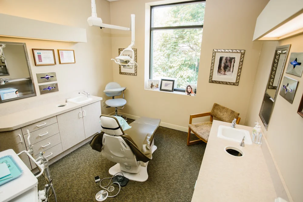 University Ave Dental Picture 3