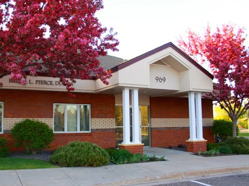 Pierce Dental Care Picture 2