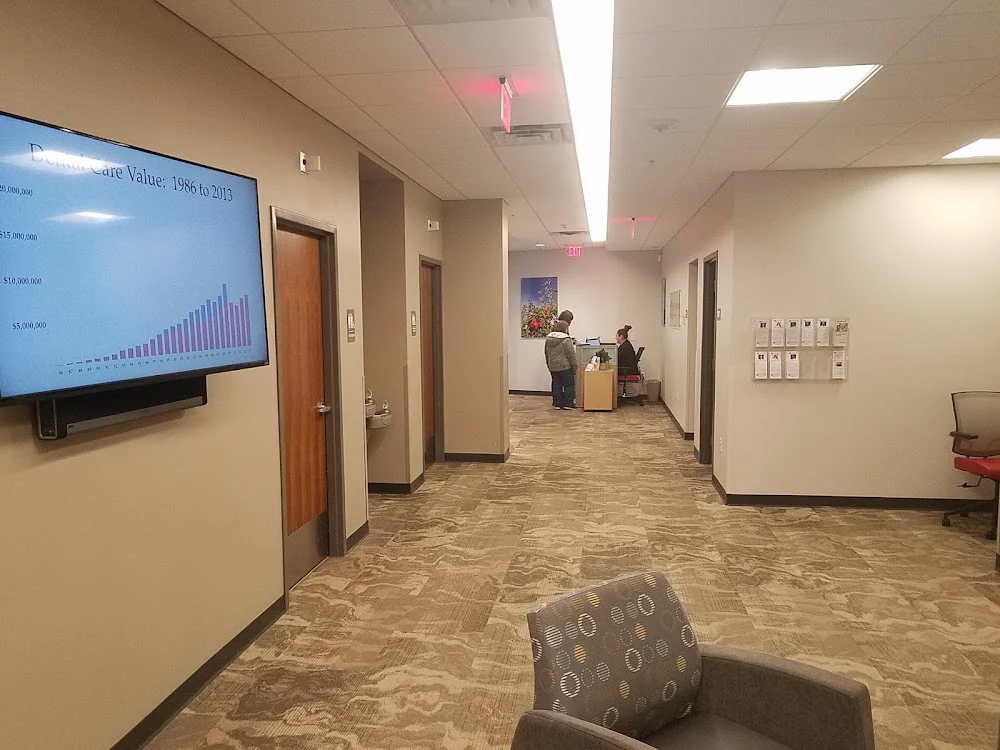Apple Tree Dental Mounds View Picture 8