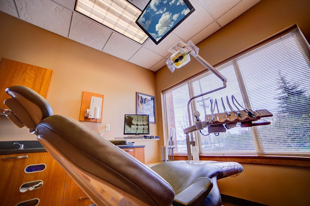 Petrie Advanced Dental Picture 6