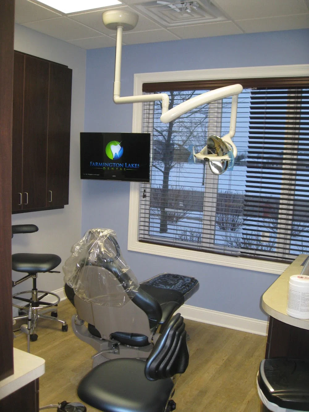 Farmington Lakes Dental Picture 1