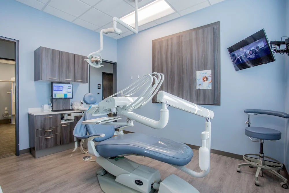 Cumming Dental Associates at Vickery Picture 6