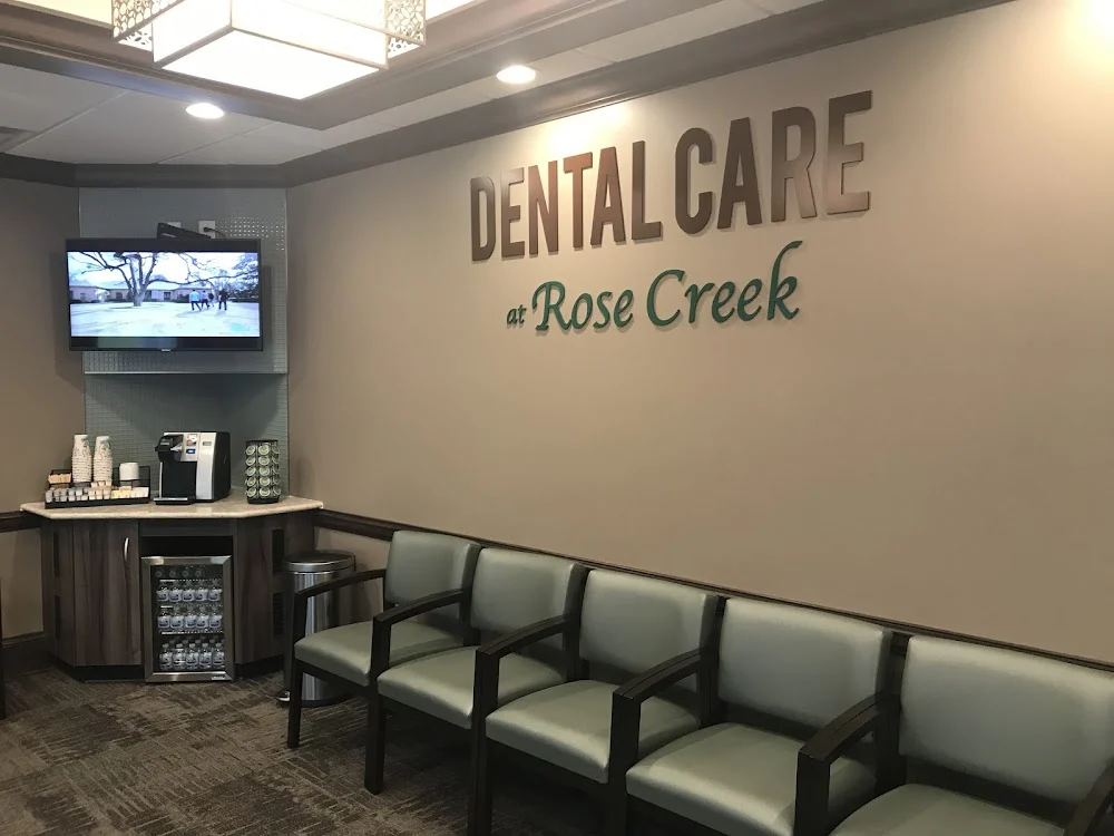 Dental Care at Rose Creek Picture 3