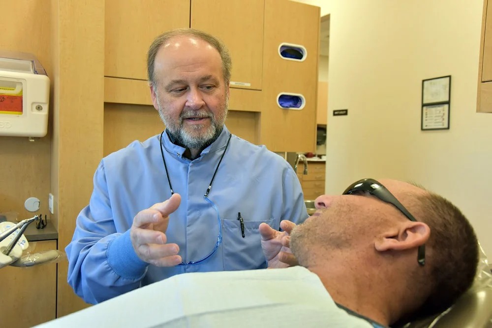 Community Health Care Hilltop Family Dental Clinic Picture 3