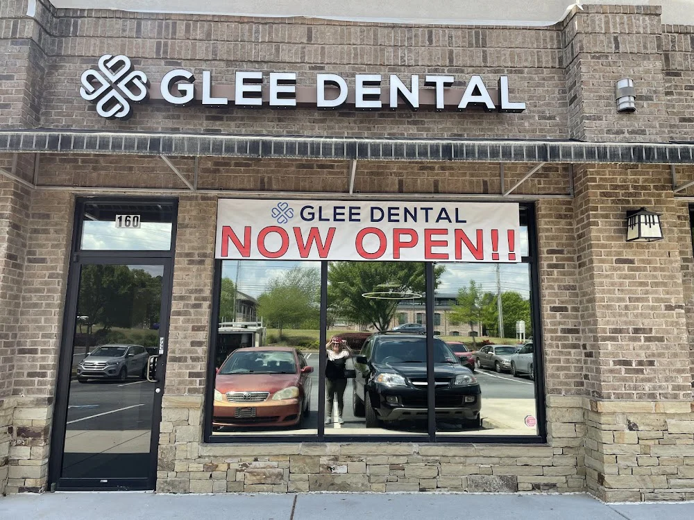 Glee Dental Picture 8