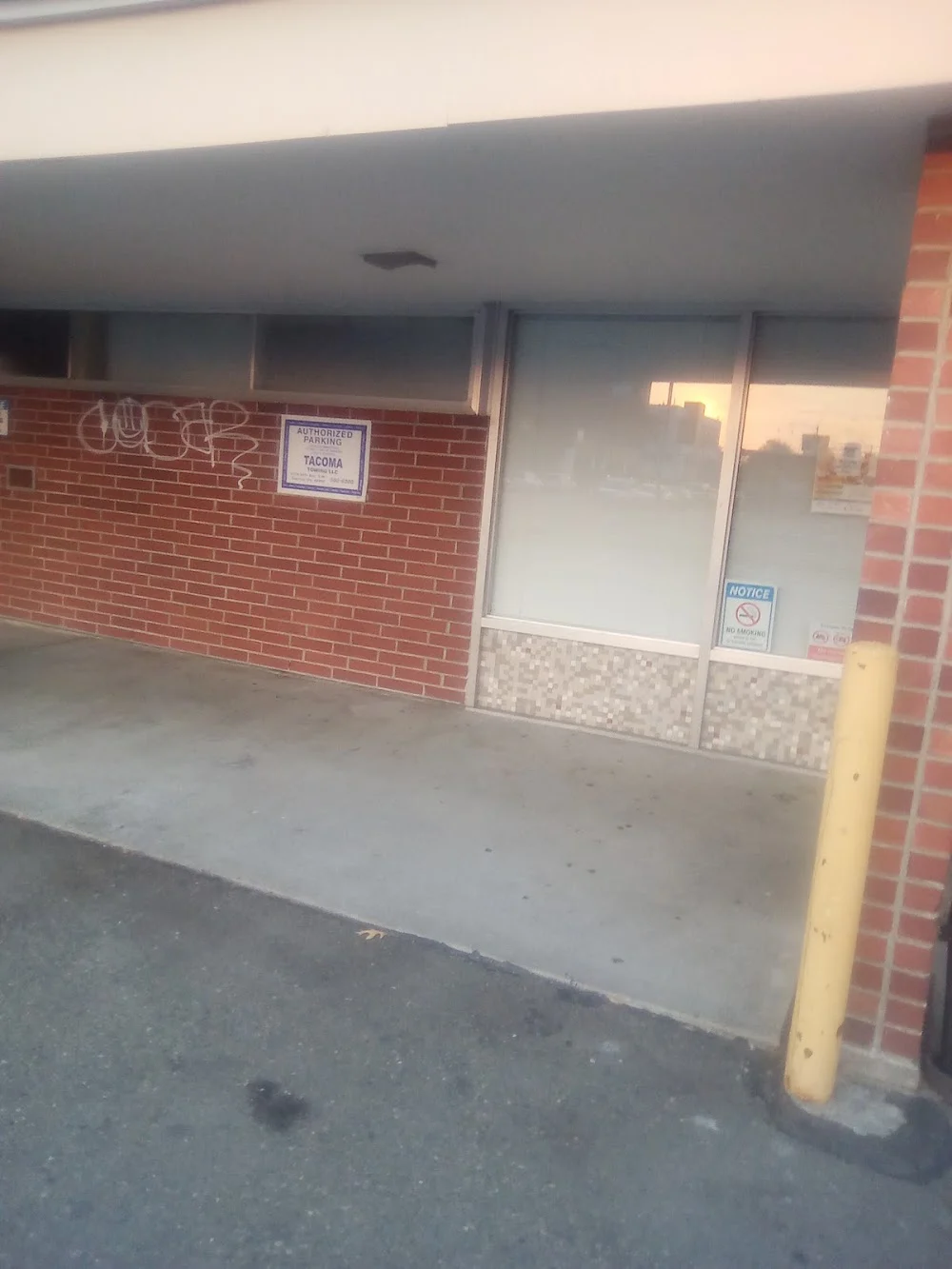Sea Mar Community Health Centers - 11th St Picture 2