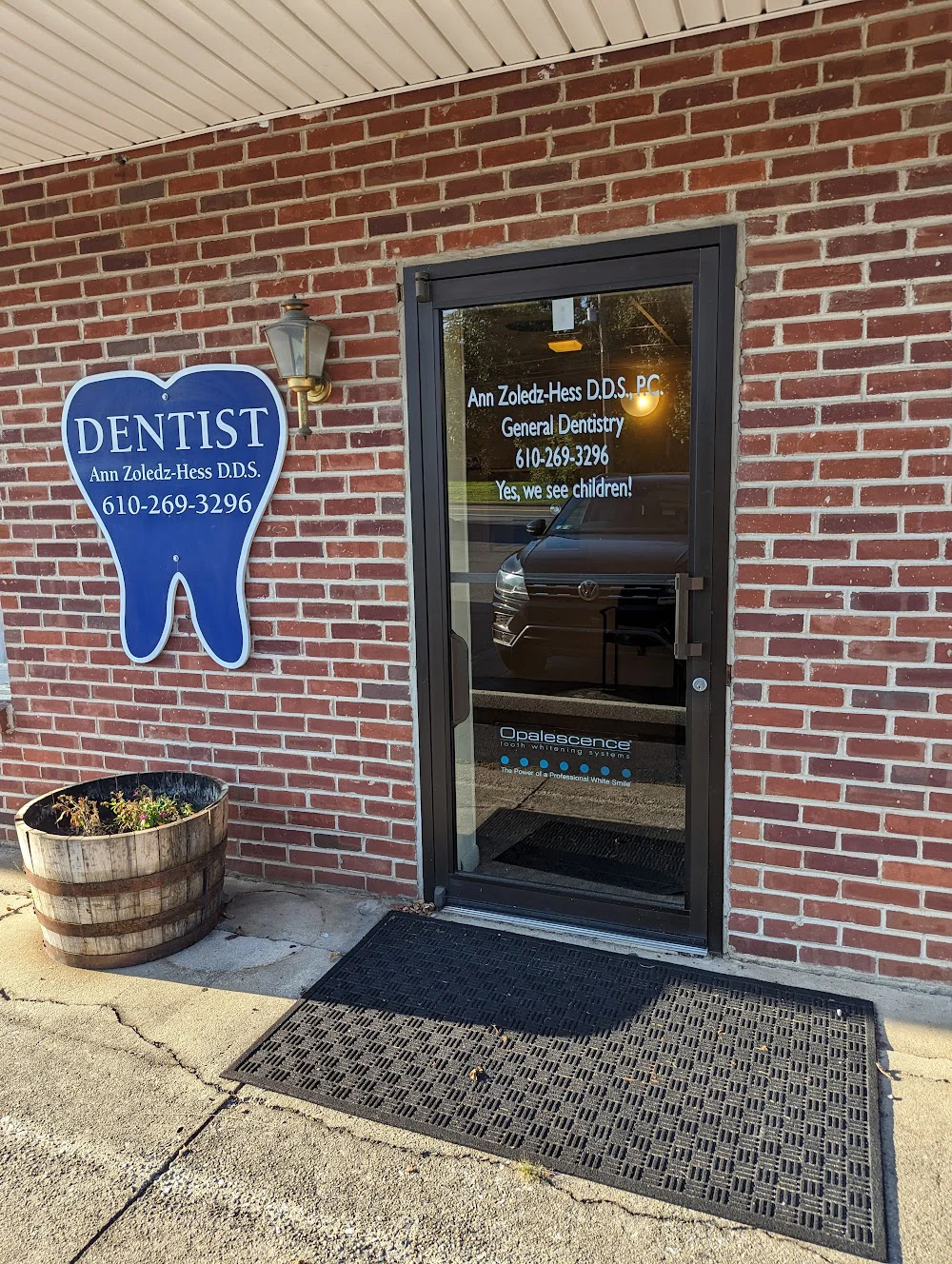 Ann Zoledz-Hess, DDS PC Picture 5