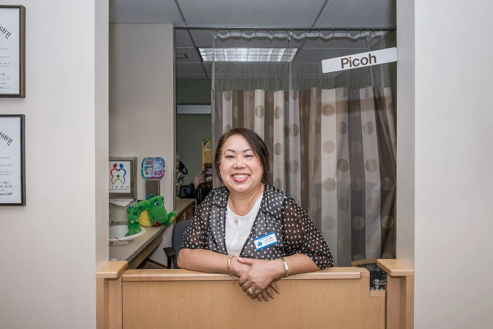 Community Dental Care - Maplewood Picture 3