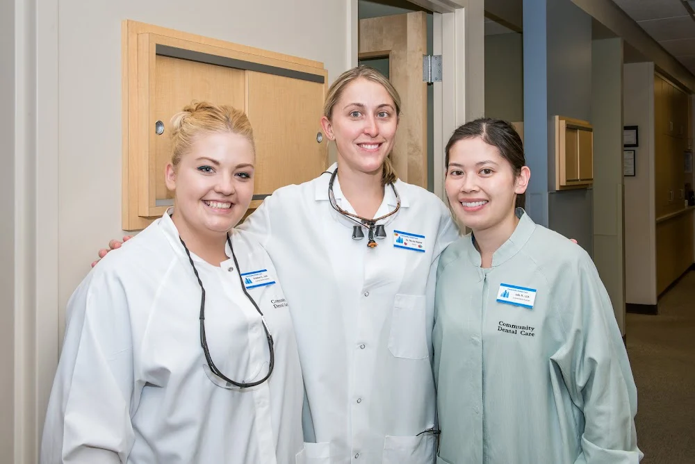 Community Dental Care - Maplewood Picture 6