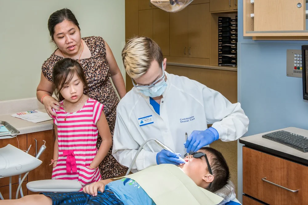 Community Dental Care - Maplewood Picture 7