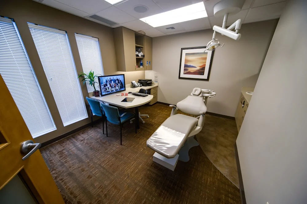 Douglas J. Knight Orthodontics Picture 6