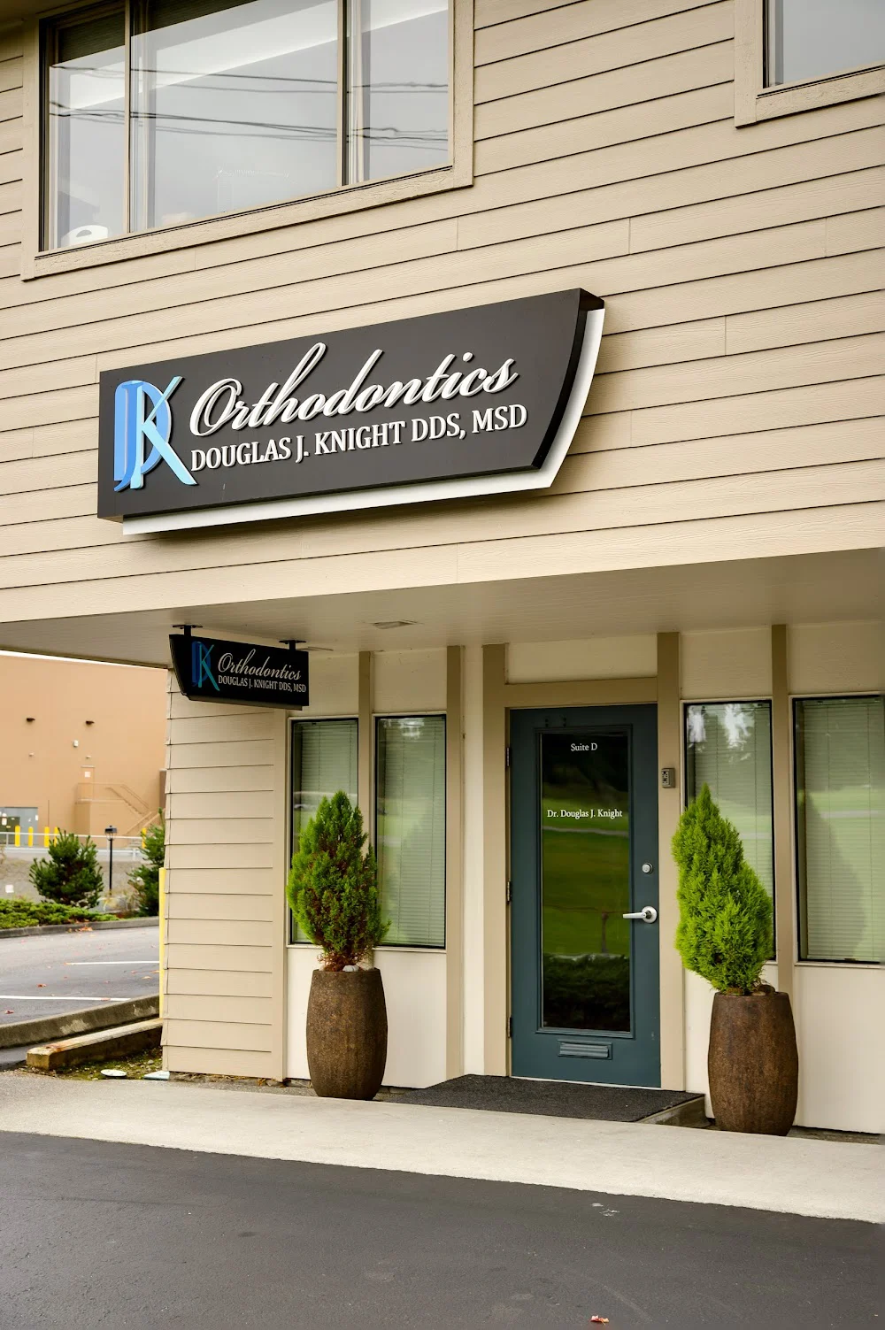 Douglas J. Knight Orthodontics Picture 5