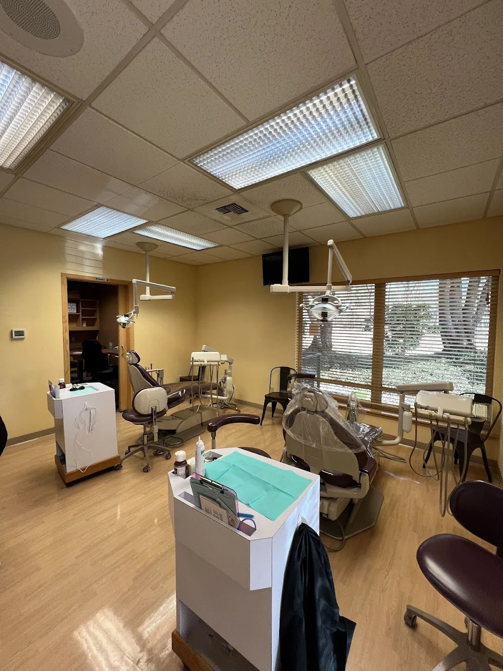 Happy Kids Dentistry & Orthodontics Picture 1