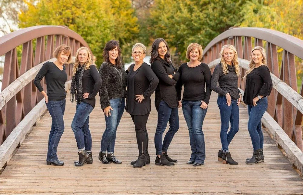 Signature Orthodontics: Wendy Sydlewski, MD, DDS Picture 4