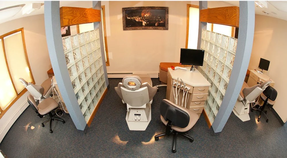 Signature Orthodontics: Wendy Sydlewski, MD, DDS Picture 5