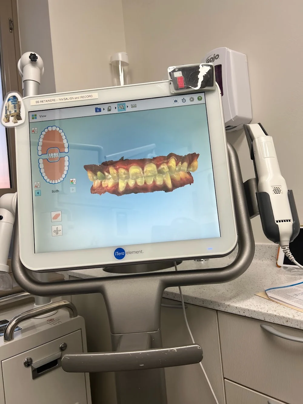 Dentistry At Suburban Square: Michael I. Wollock, DMD Picture 7