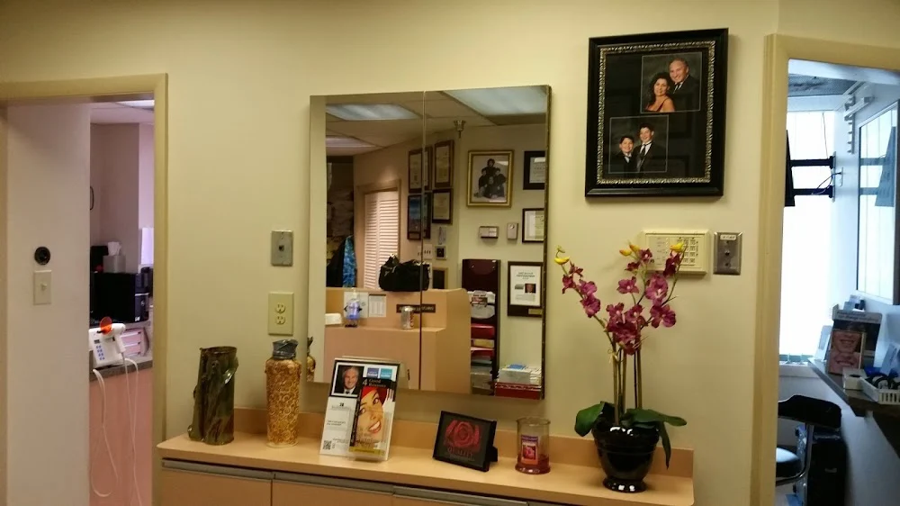 Berson Dental Health Care Picture 2