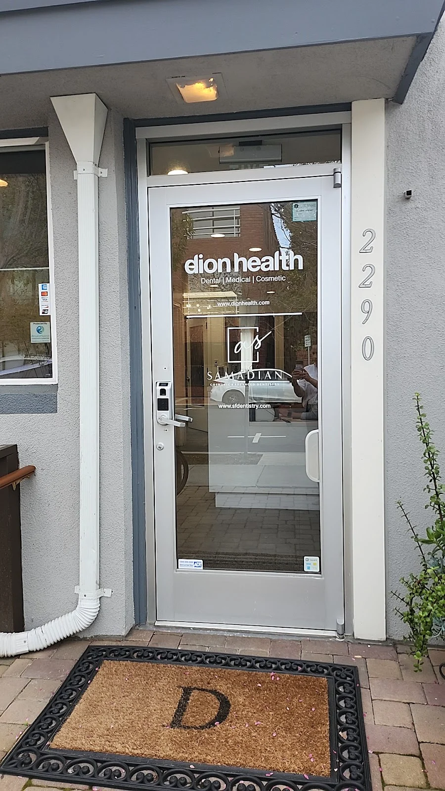 Dr. Amin Samadian Cosmetic & Advanced Dentistry | Dion Health Palo Alto Picture 6