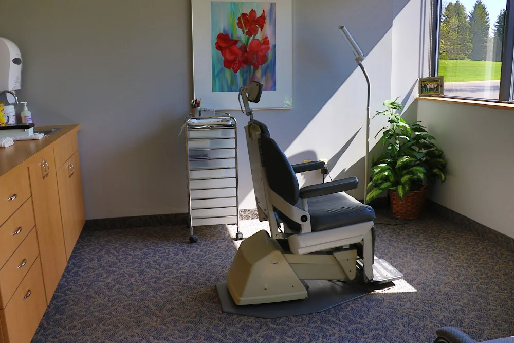 Renstrom Dental Studio Picture 8