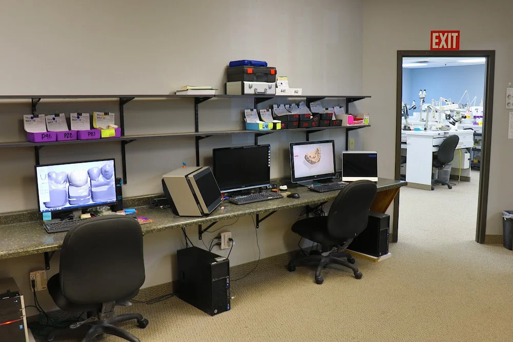 Renstrom Dental Studio Picture 9