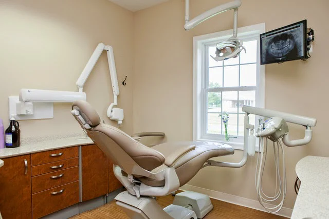The Dentists of Newtown 2 Picture 8