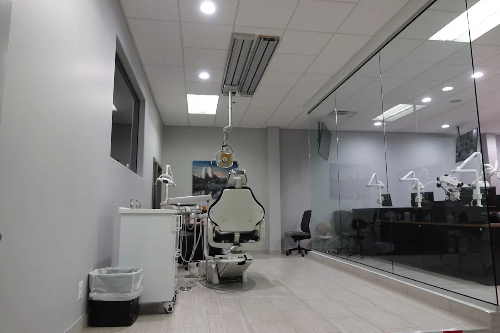 Dental Future Center Picture 7