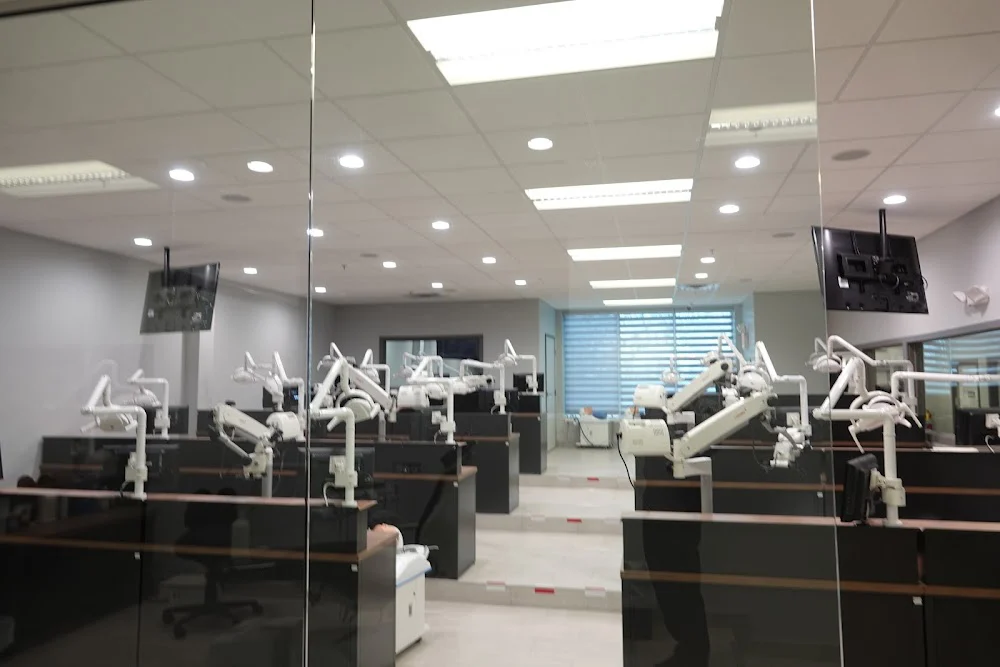 Dental Future Center Picture 3
