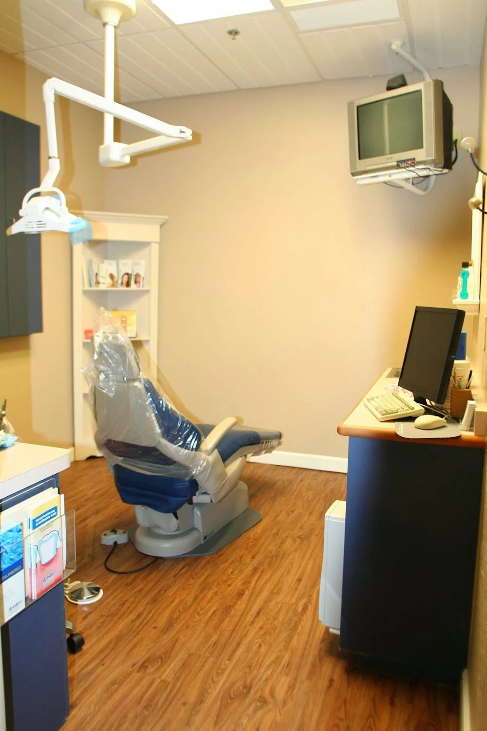 Cambridge Dental: Mark Gaona, DDS Picture 3