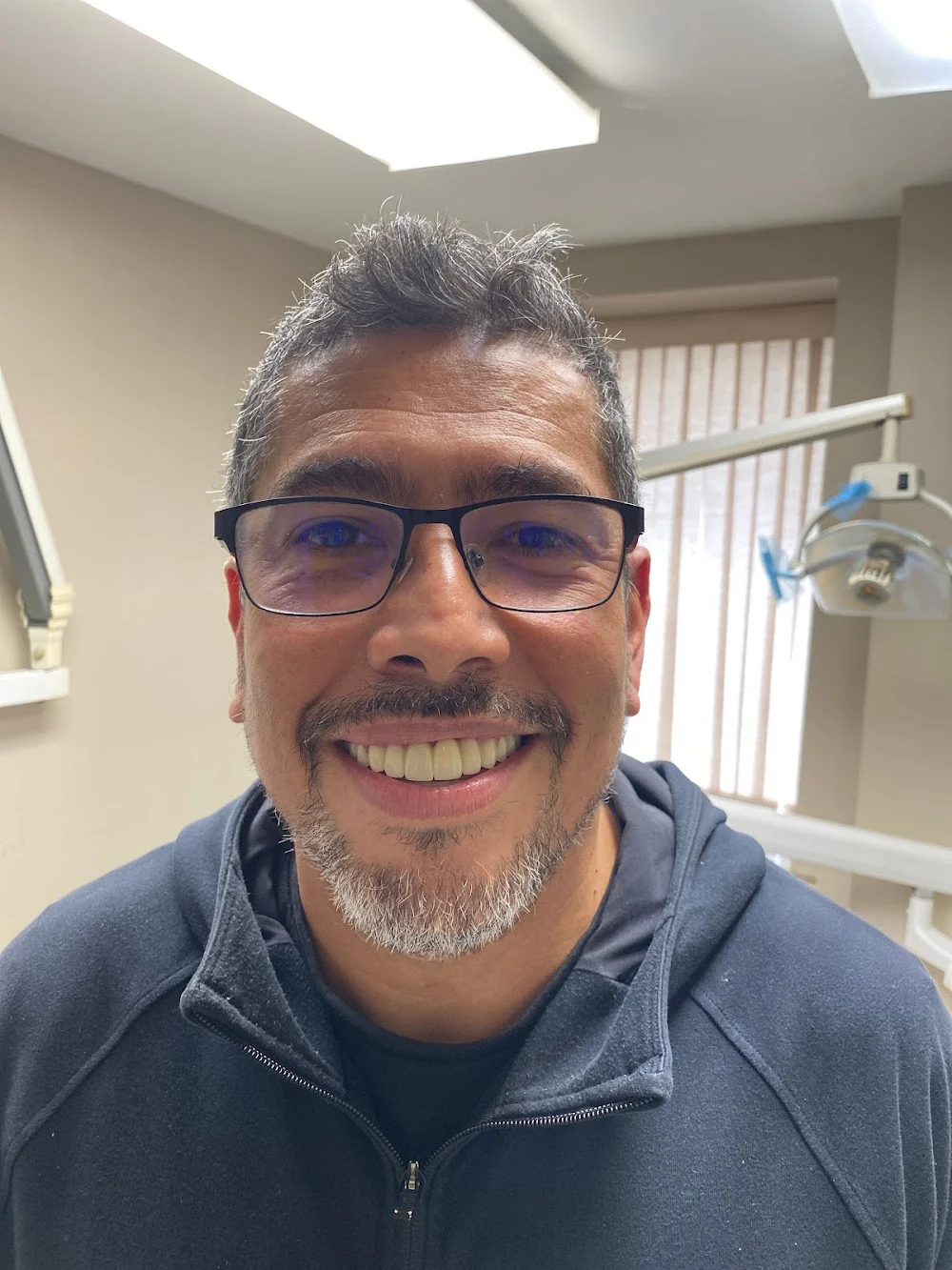 Designer Dental Group -All On 4 Implant center Picture 10