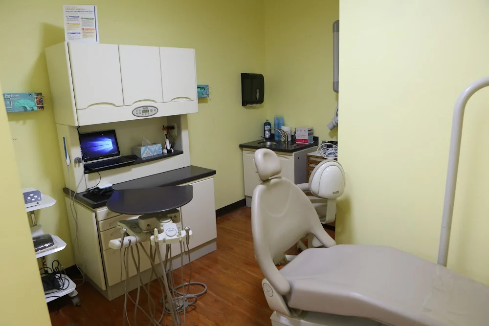 Audubon Family Dental - DR. RAJI GANESH, DMD Picture 4