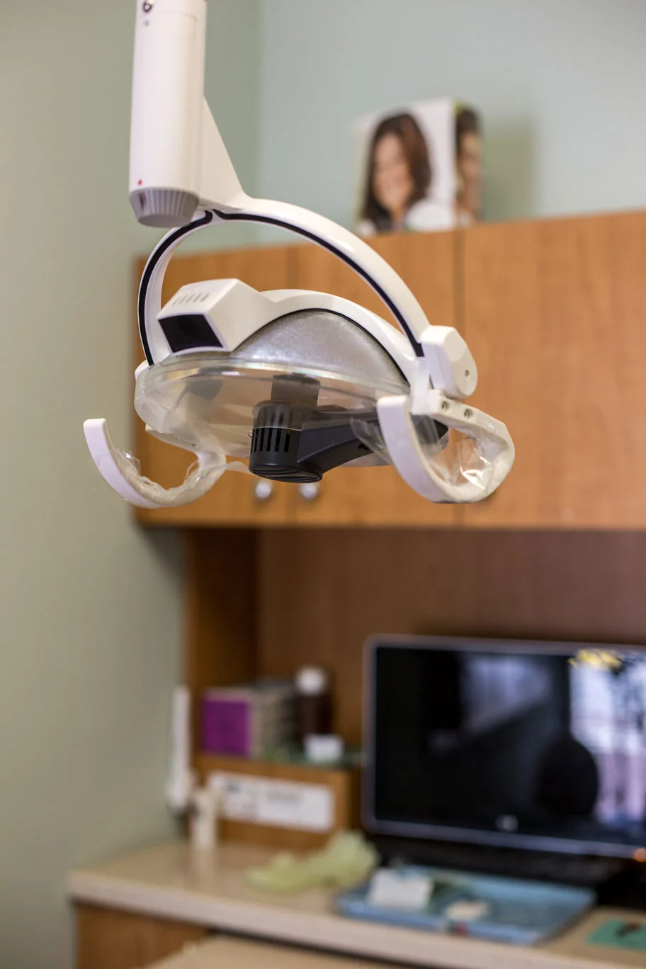 UniSmile Dental Picture 8
