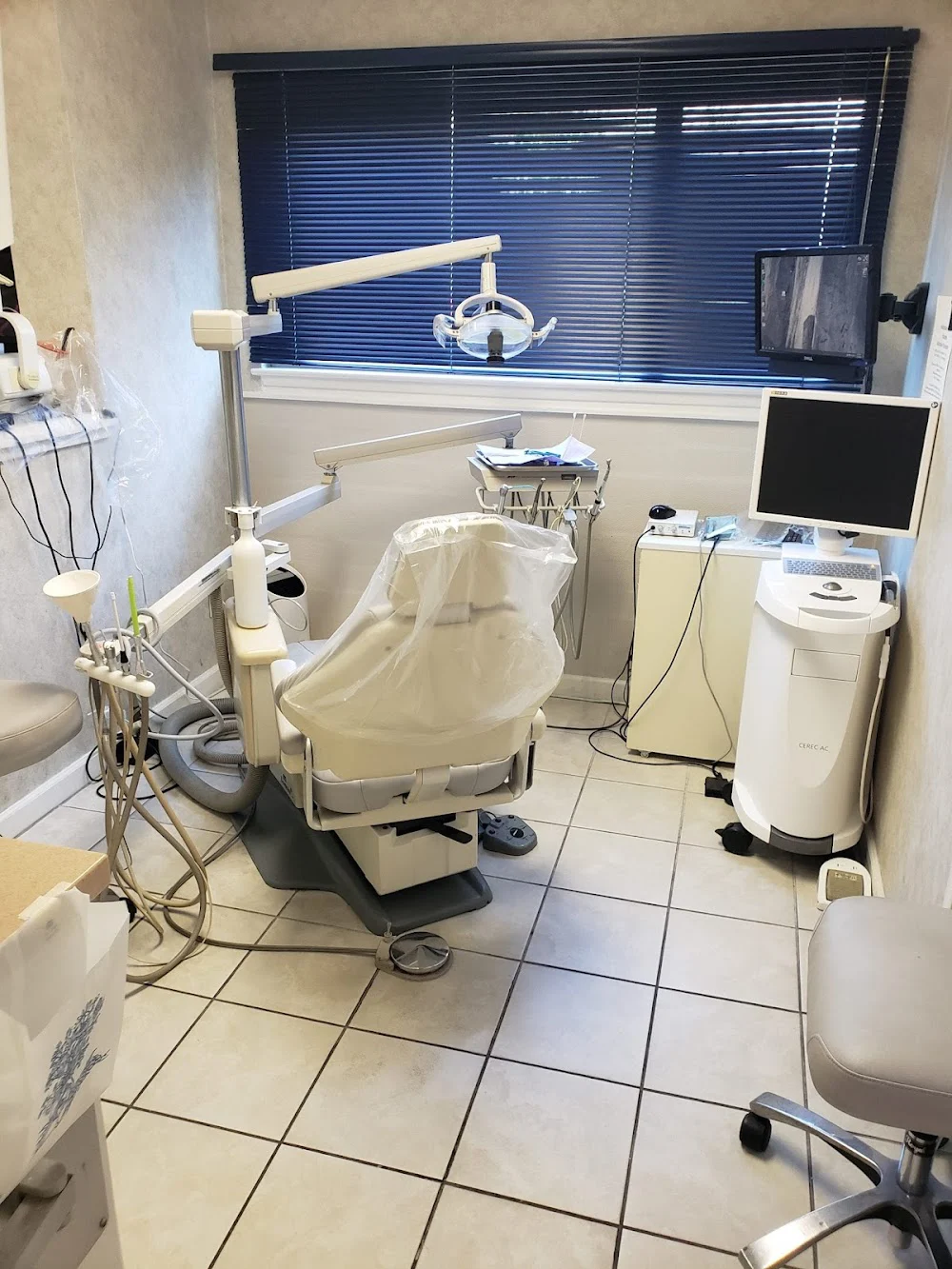 Palo Alto Dental Center, Dr. Nazanin Morshedi DDS Picture 2
