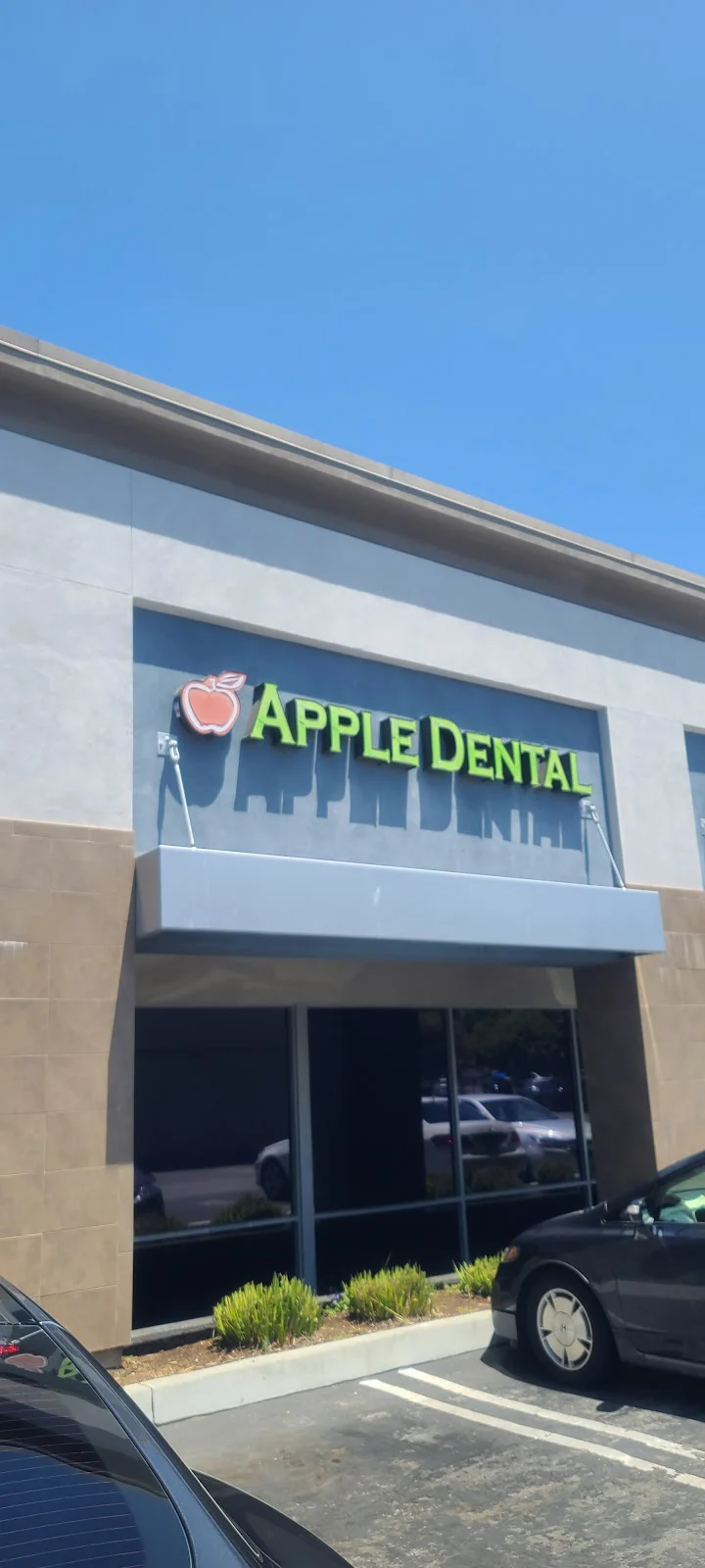 Apple Dental Practice Picture 6