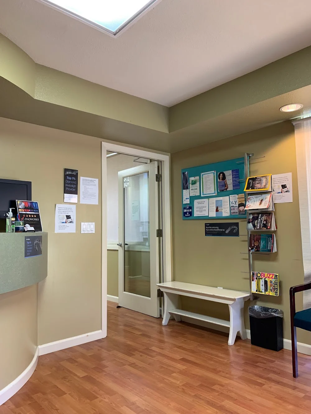 Orthoworks Invisalign and Orthodontic Group Picture 3