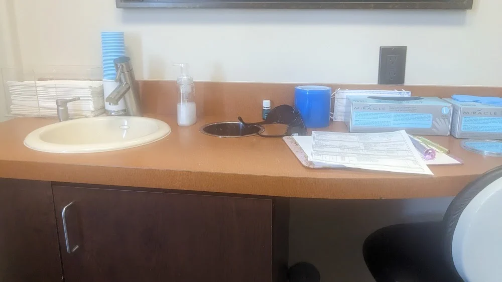 Dr. Nathan Hammond Picture 2