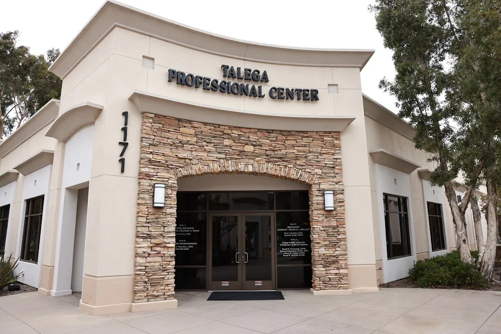 Brandon Orthodontics: Alex Brandon, DDS Picture 9
