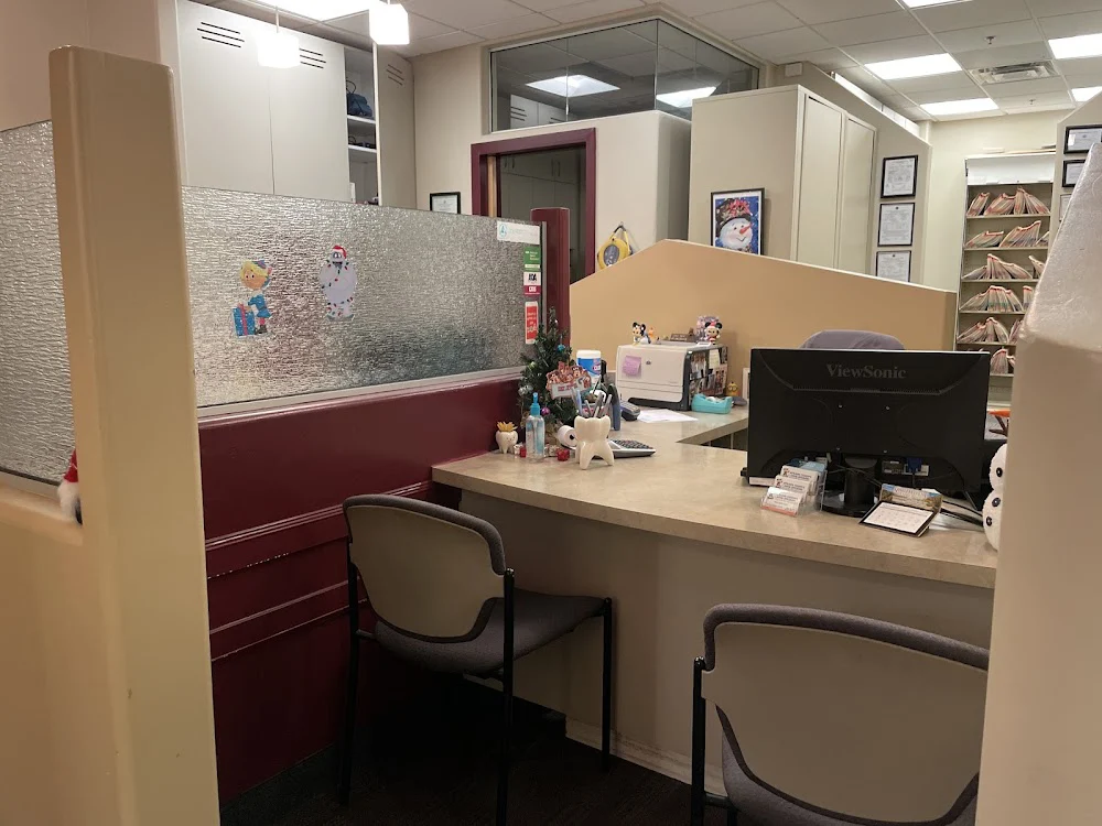E&S Orthodontics Glendale Picture 4