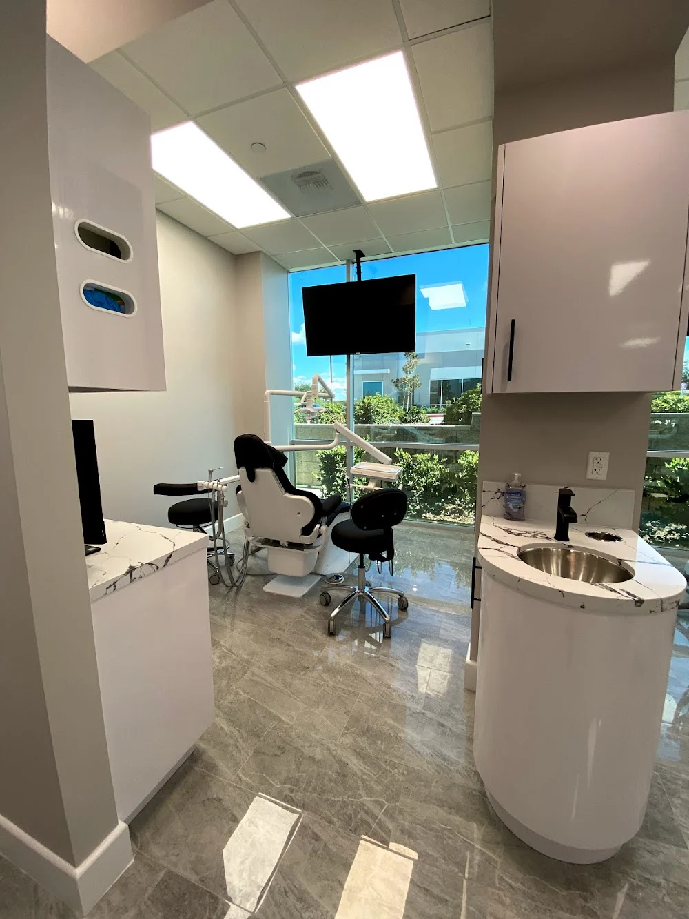Signature Smiles Dental Picture 6