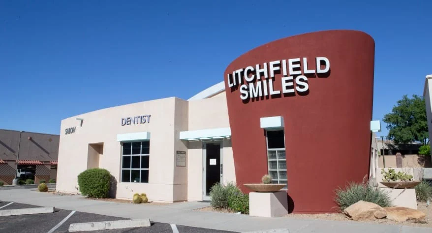 Litchfield Smiles Picture 3