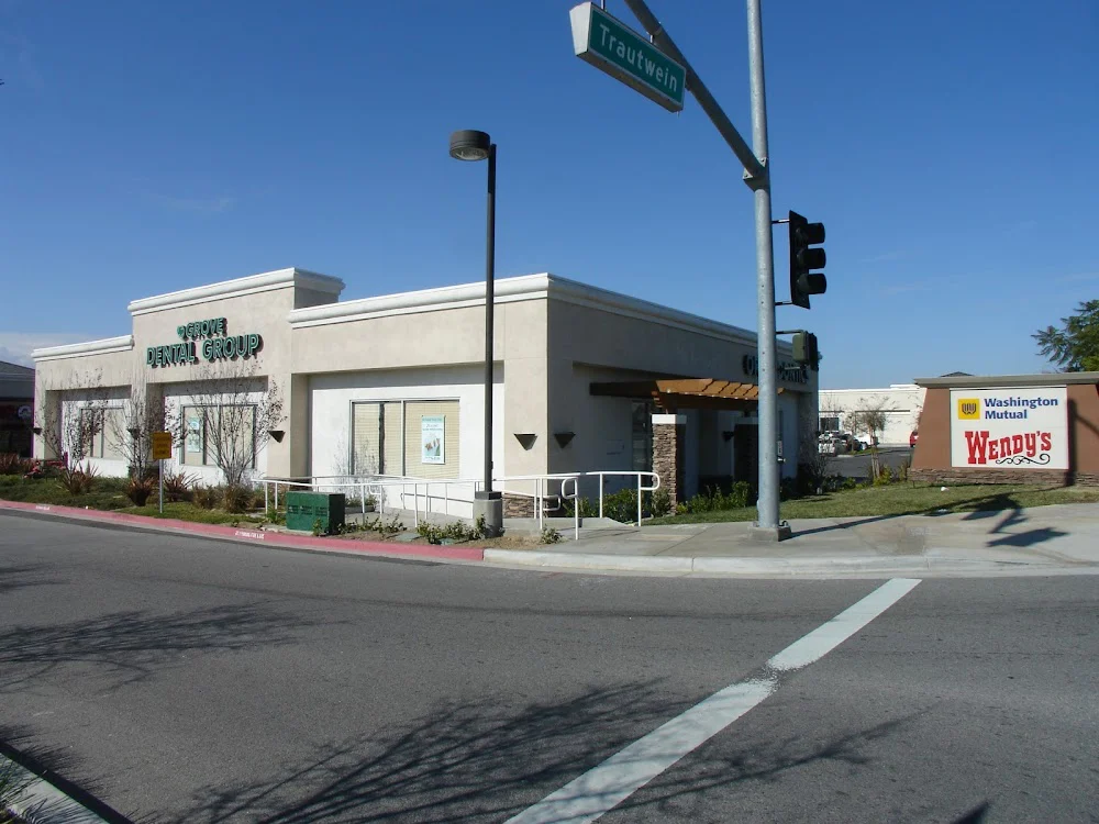 Grove Dental Group and Orthodontics Picture 6