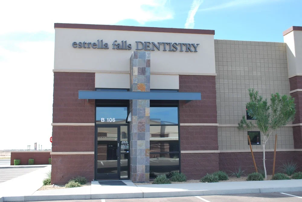 Estrella Falls Dentistry (Goodyear, AZ Office of Dr. Jay Suaverdez) Picture 1