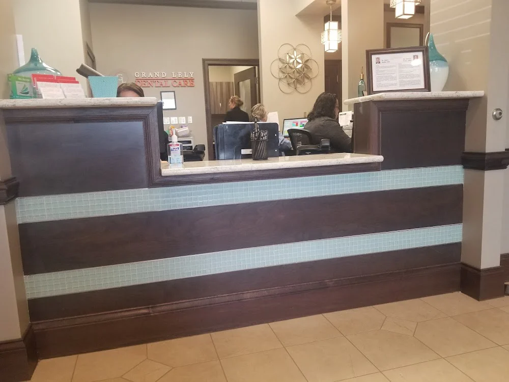 Grand Lely Dental Care Picture 5