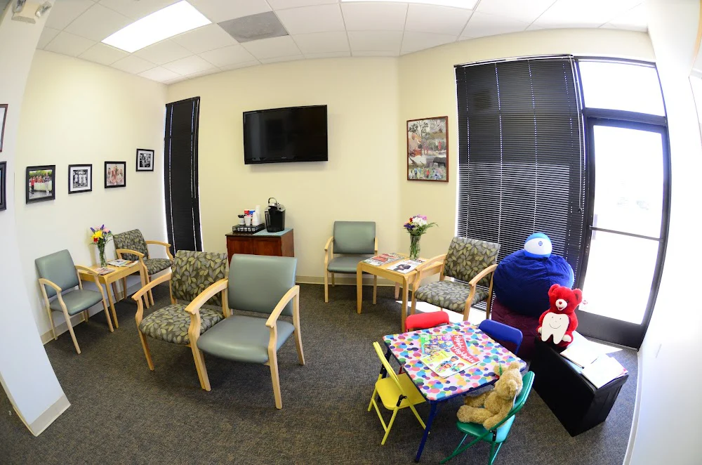 Riverside Dental Group at Woodcrest Picture 3