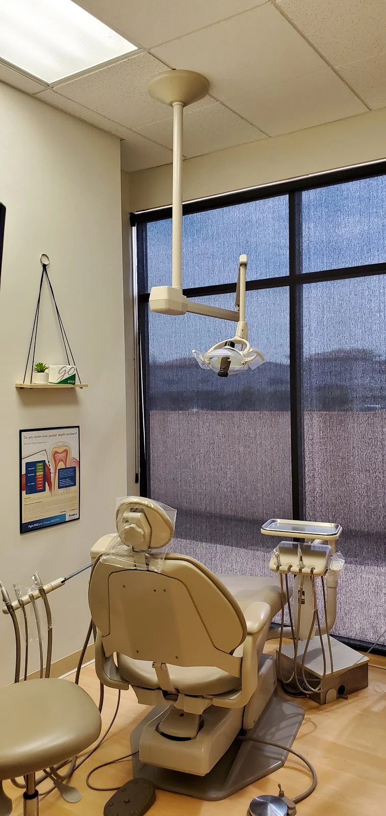 Riverside Dental Group at Woodcrest Picture 4