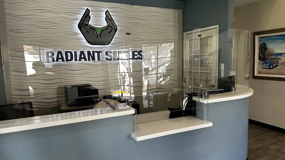 Radiant Smiles Dental Care Picture 1